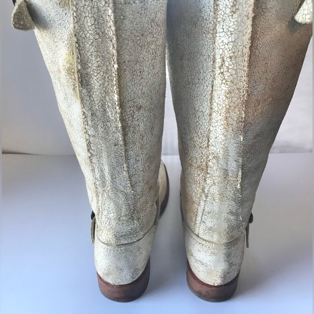 Size 7 / FRYE Leather Moto Boots / Cream Crackled-Distressed Look - Picture 3 of 15